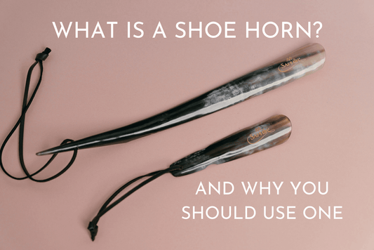 Saphir Medaille d'or natural horn shoe horn in short length and long handle length