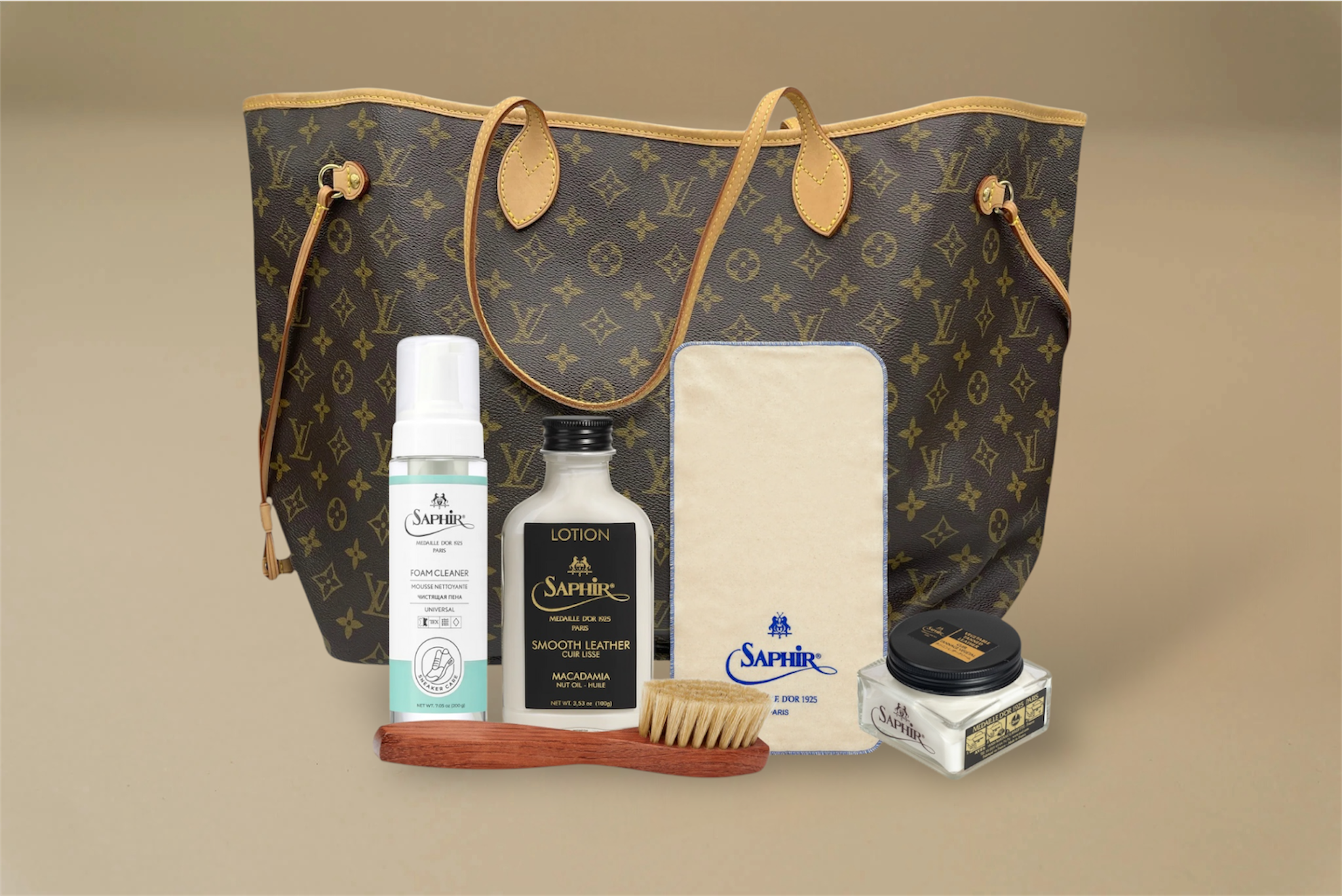 Louis Vuitton Mini Care Set – 5 Items – Brillaré - Official Saphir