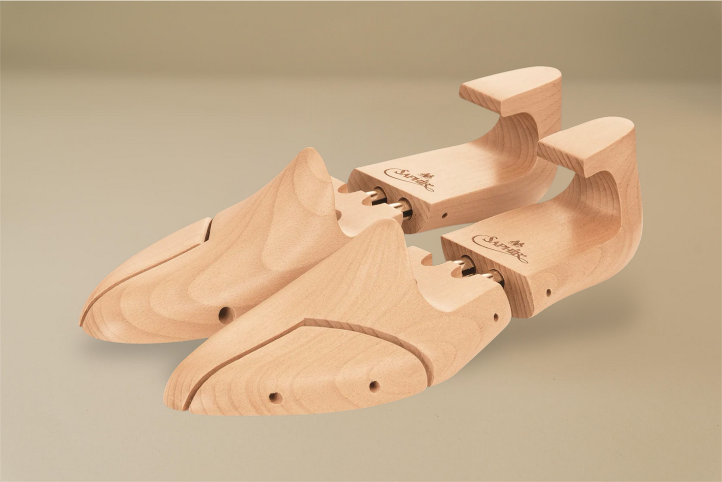 Saphir Medaille d'Or Beech Wood Luxury Shoe Trees for Oxfords and Loafers. Brillare is a Saphir reseller in Calgary, Alberta, Canada offering the best for shoe shines and polish.