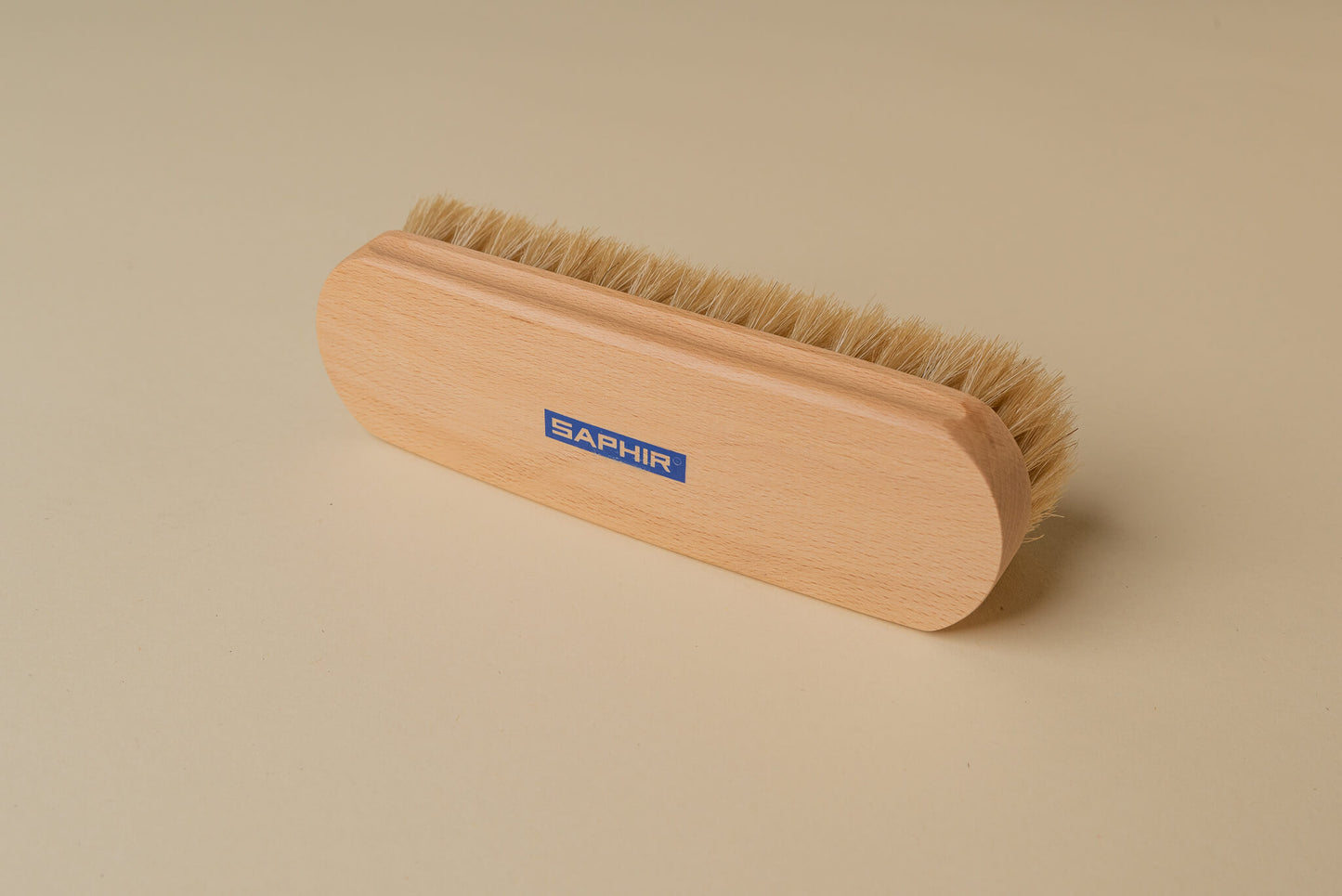 Saphir Beaute De Cuir shine brush