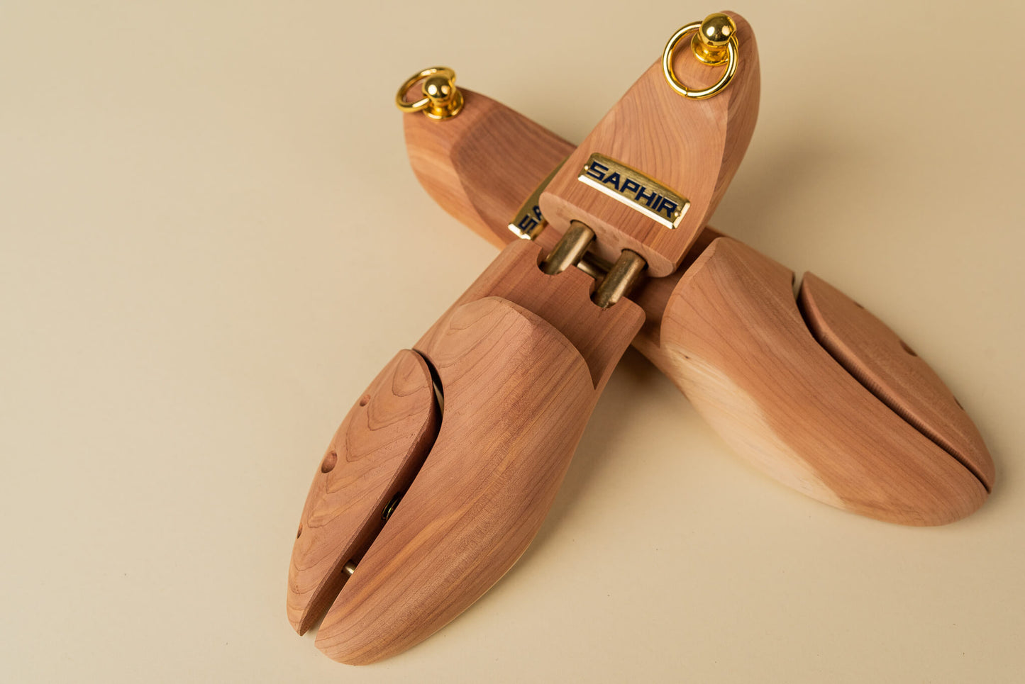 Saphir Beauté du cuir Cedar Shoe Trees - Brillare 5