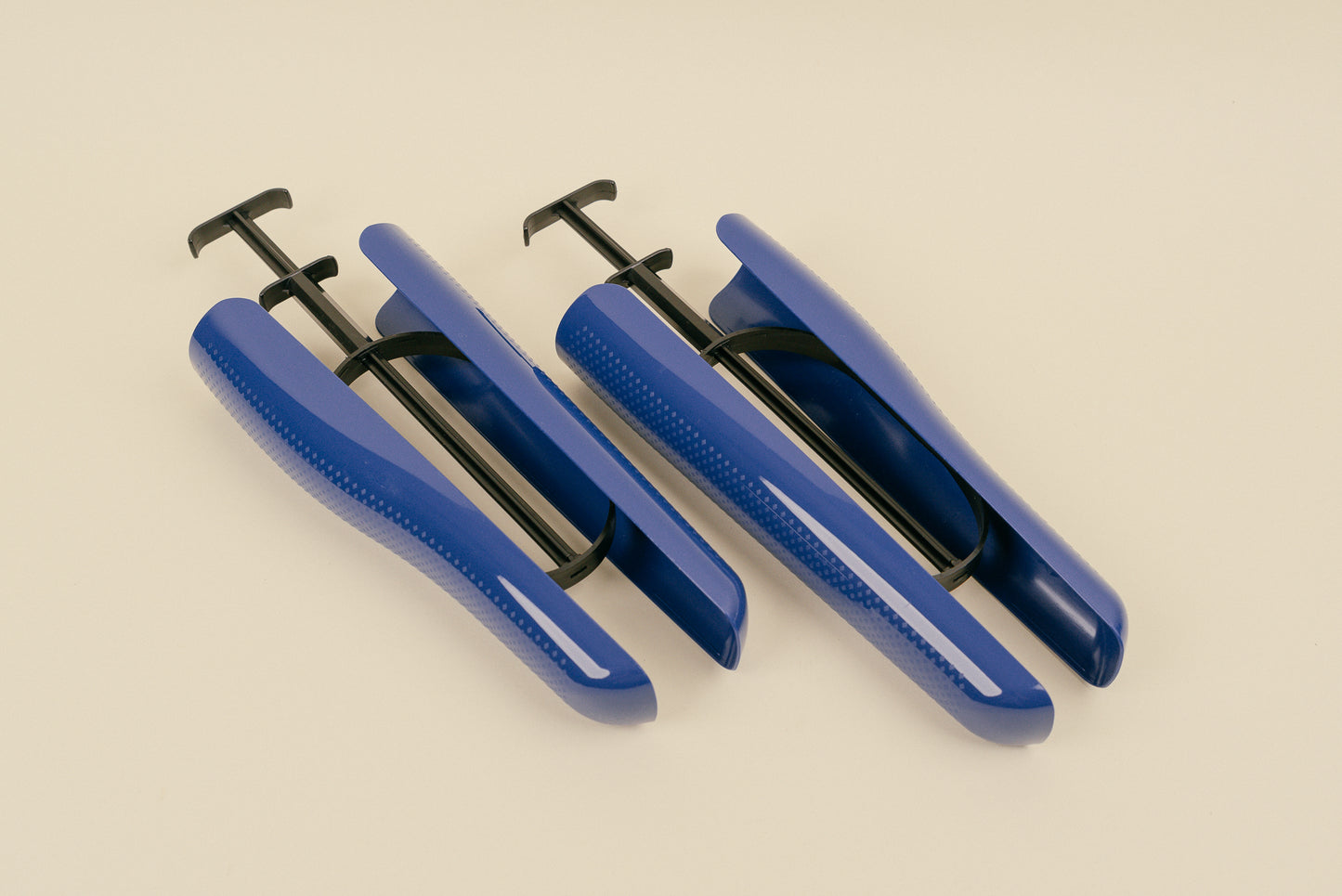 Saphir BDC plastic boot inserts shown in a pair 1