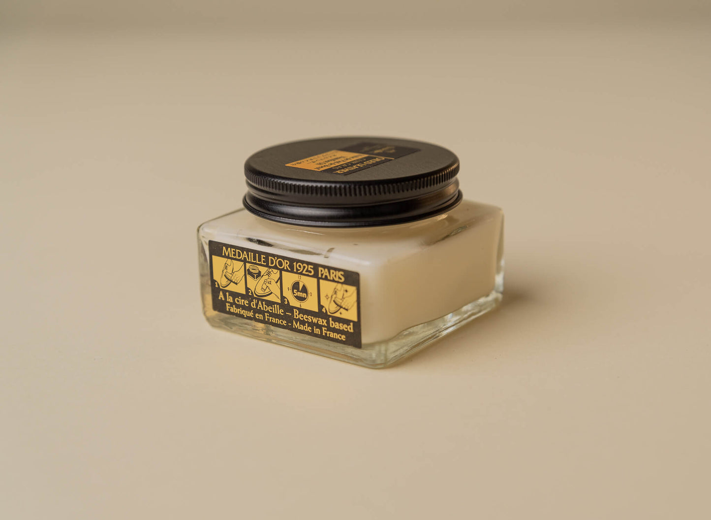 Saphir Medaille d'Or Oiled leather cream Neutral 01 - Brillare