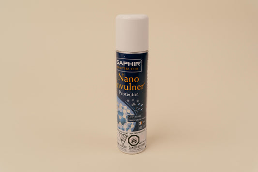 Saphir Beauté Du Cuir Nano Invulner water proofing spray for suede boots and suede shoes