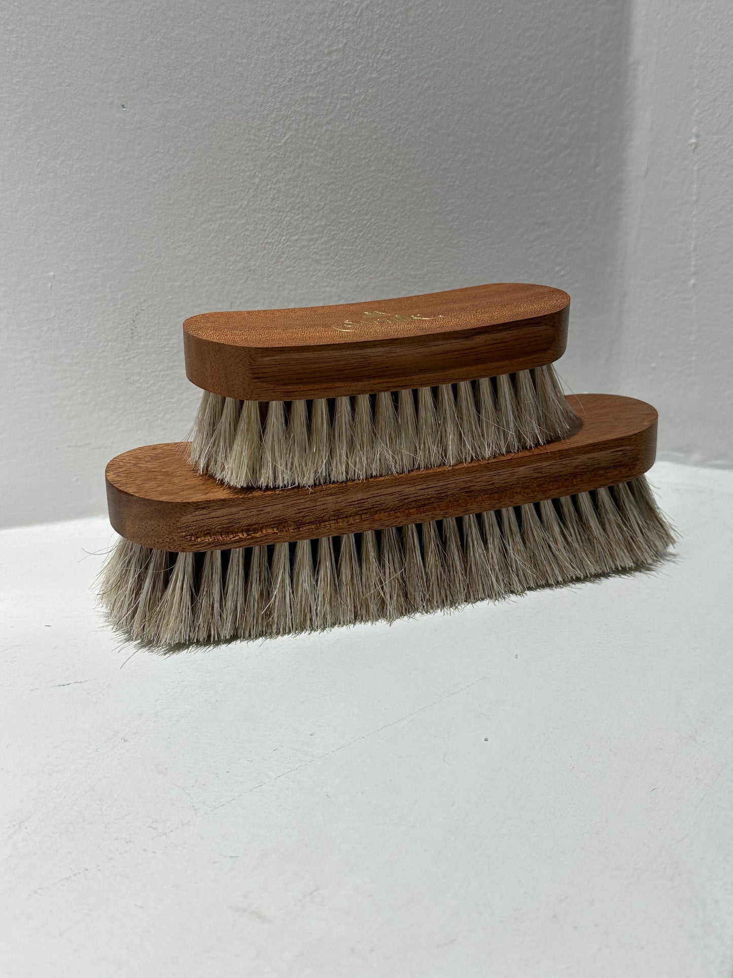 Saphir Medaille d'Or Large Luxury Horse Hair Brush