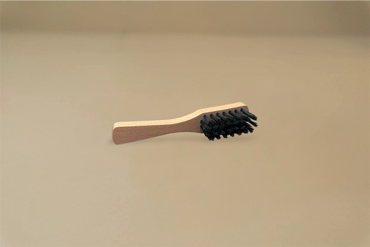 Saphir Beauté du Cuir Mud Sole Scrub Brush - Brillaré Leather Care - 1