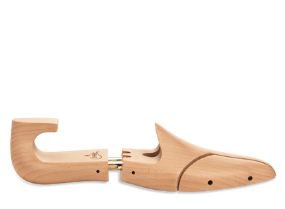 Saphir Medaille d'Or Beech Wood Luxury Shoe Trees for Oxfords and Loafers. Brillare is a Saphir reseller in Calgary, Alberta, Canada offering the best for shoe shines and polish.