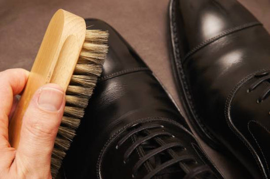 Offer 10 services shoe shining - Brillaré