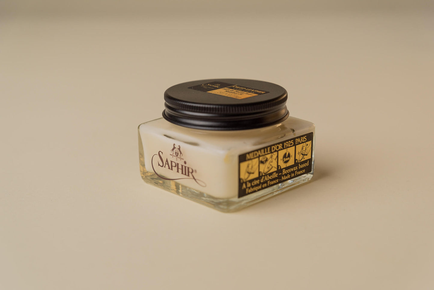 Saphir Medaille d'Or Oiled leather cream Neutral 01 - Brillare 