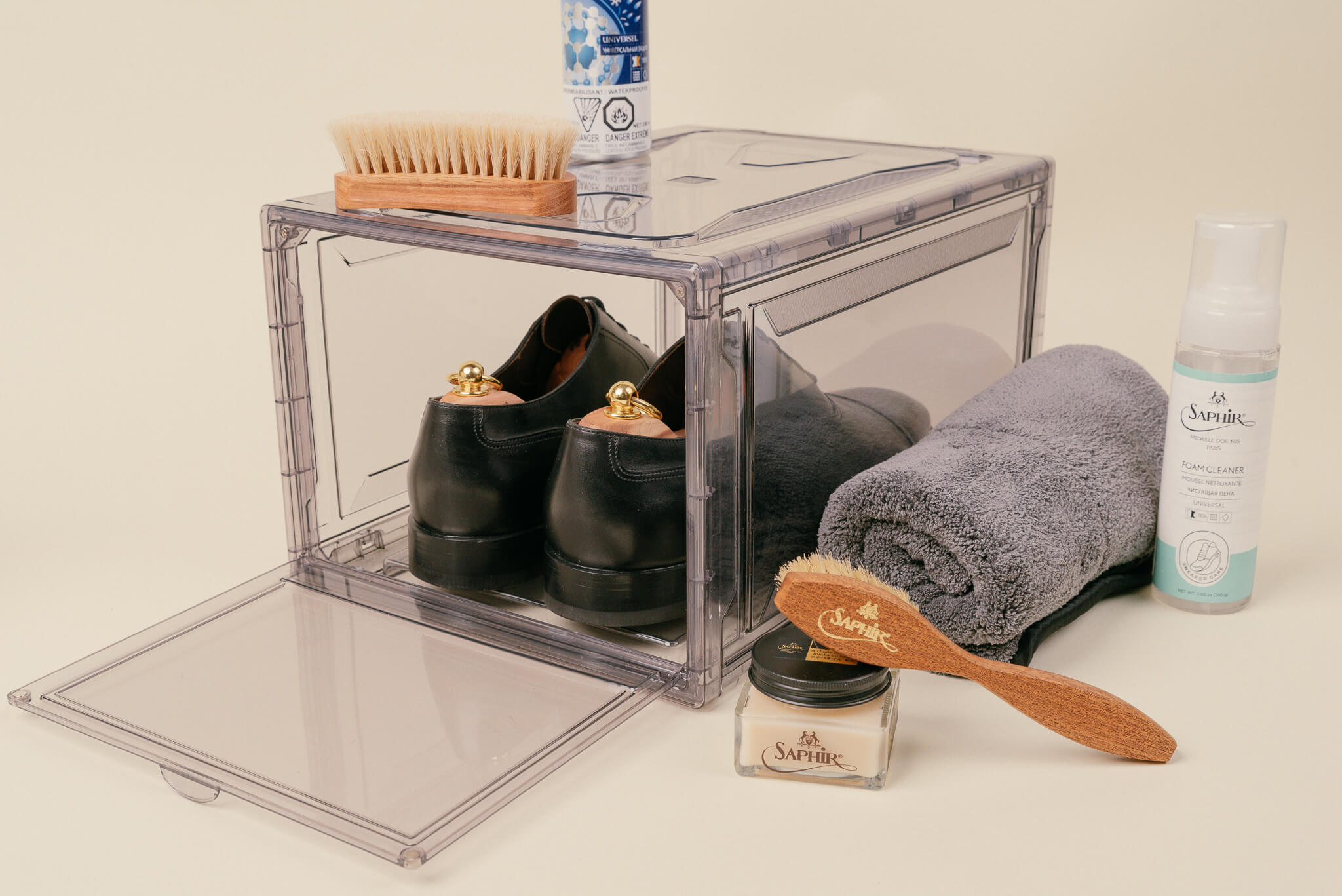 Shoe clearance storage boxes