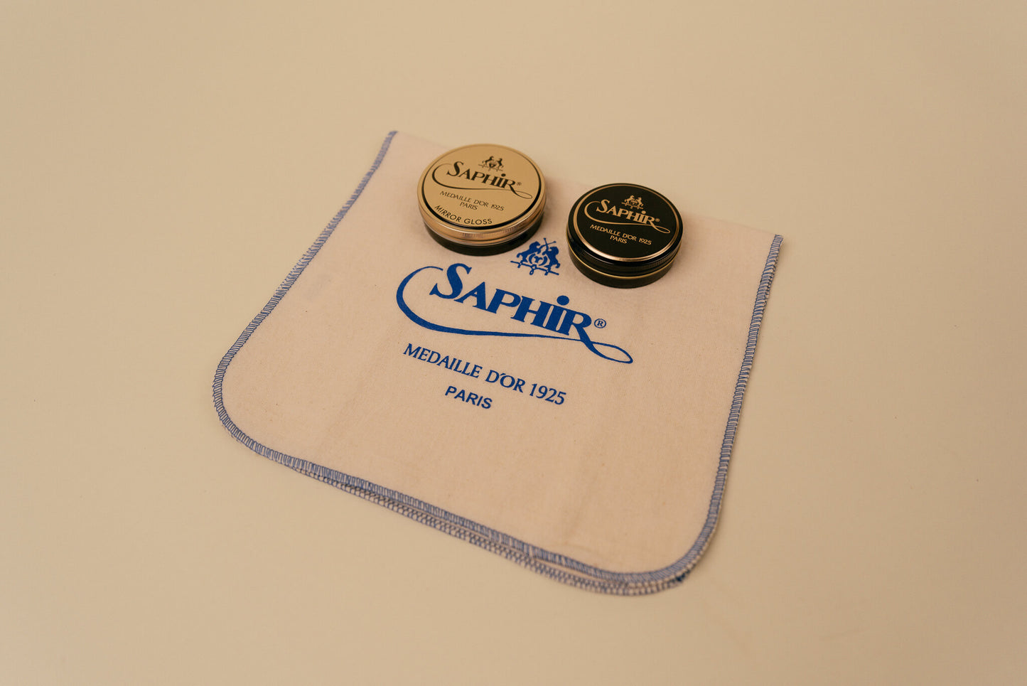 Brillare Calgary Mirror shine kit - Saphir polish cloth, mirror gloss paste wax, pate de luxe paste wax 50ml