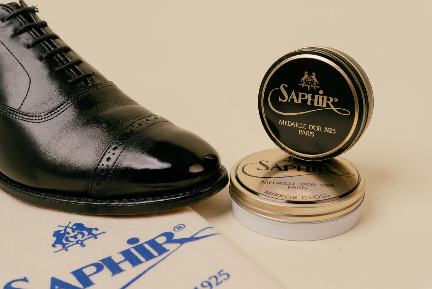 Brillare Calgary Mirror shine kit - Saphir polish cloth, mirror gloss paste wax, pate de luxe paste wax 50ml