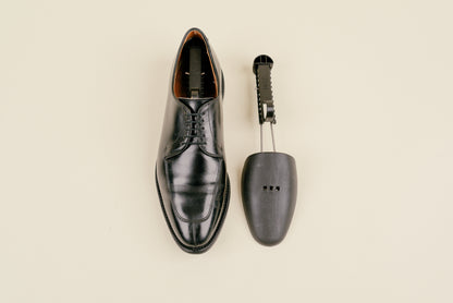 Brillaré black lightweight adjustable shoe trees for sneakers or dress shoes shown in Allen Edmonds Lesalle dress shoes 