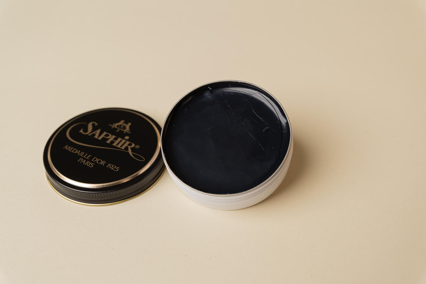 Saphir Medaille d'Or 1925 Paste Wax Polish 50ml - Brillare Grey 14