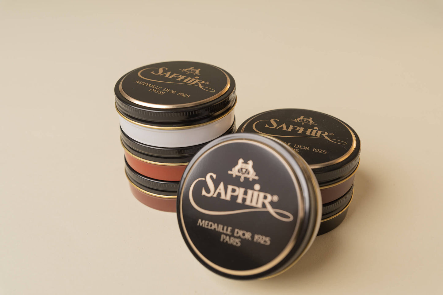 Saphir Medaille d'Or 1925 Paste Wax Polish 50ml display with multiple stacked up